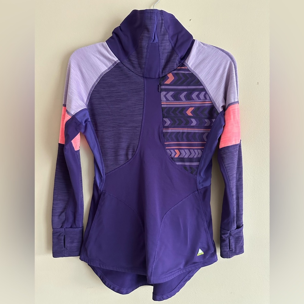 Pokosha active wear turtleneck